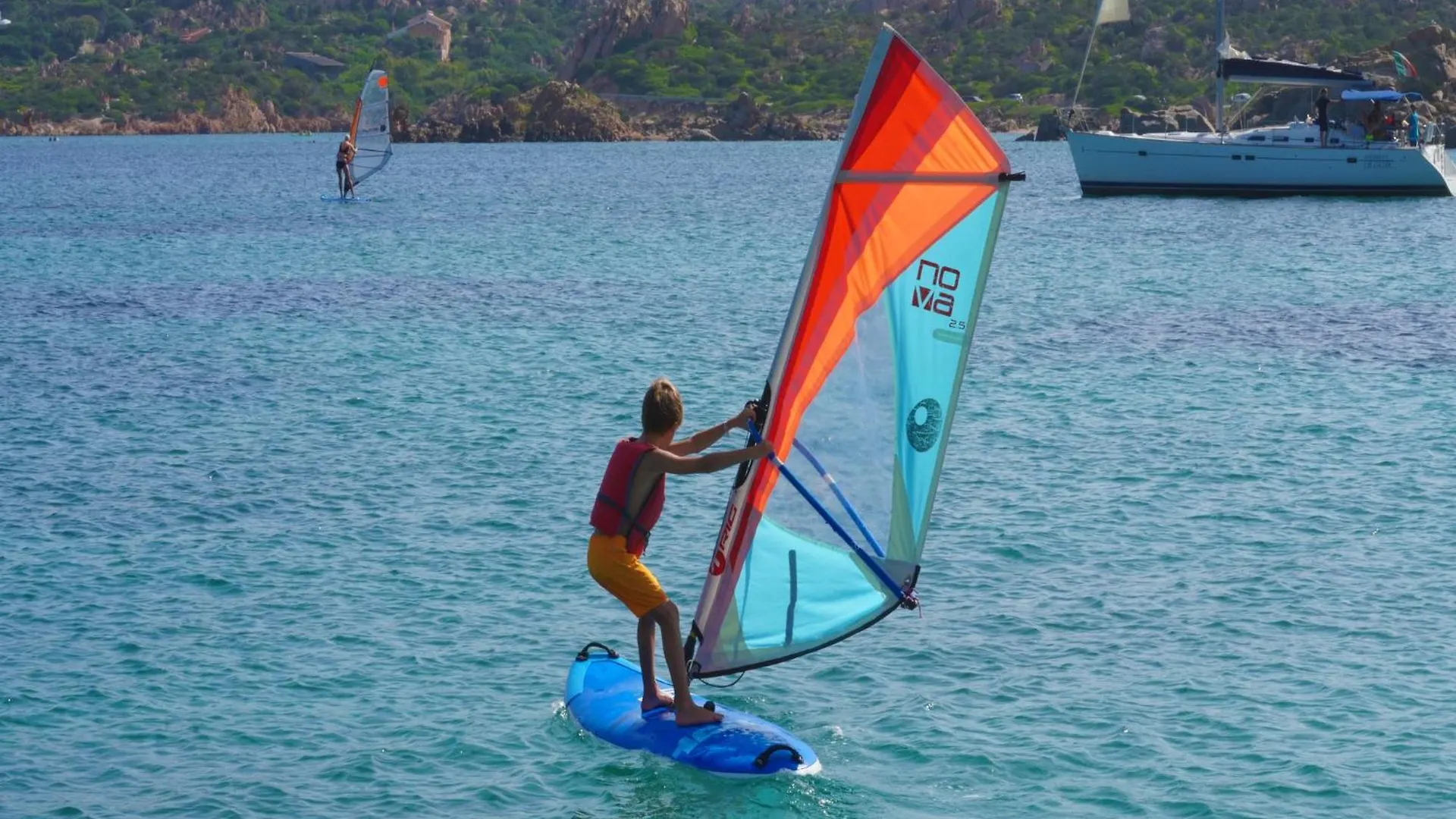 *** منتزه العطل فندق Touring Club Italiano - La Maddalena إيطاليا