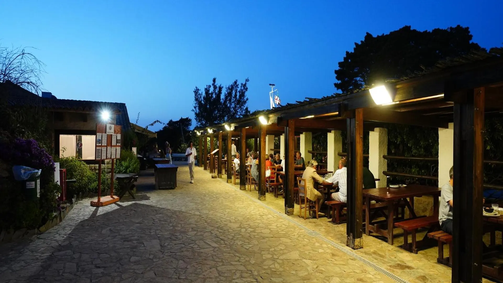 منتزه العطل فندق Touring Club Italiano - La Maddalena