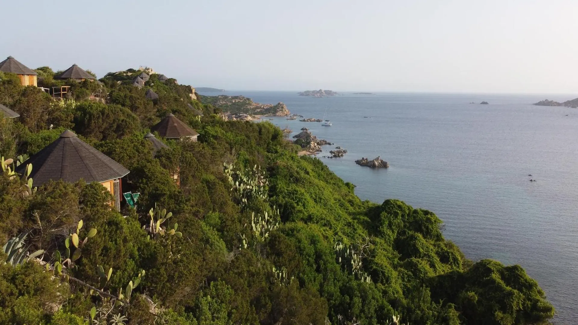 فندق Touring Club Italiano - La Maddalena 3*, لا ماداّلينا إيطاليا